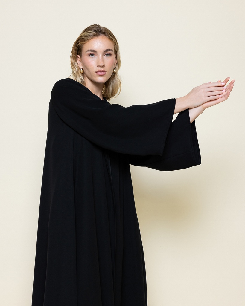  Plain Abaya (1-0) 